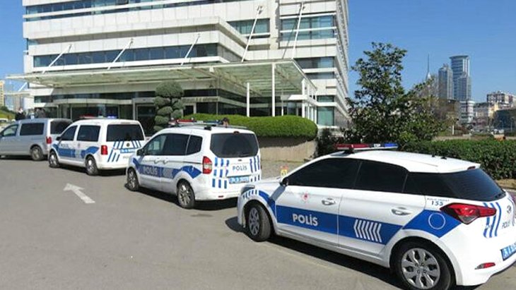Polis  Faruk Fatih Özer in şirketinde arama yaptı
