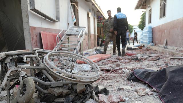 PKK Afrin de hastanedeki sivilleri vurdu