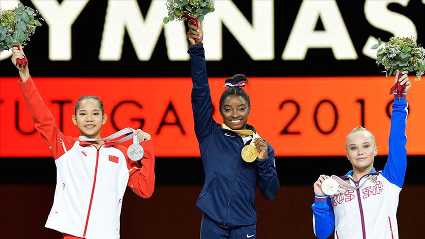 Simone Biles ten büyük başarı