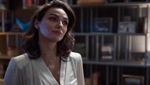 Birce Akalay'a büyük şok!