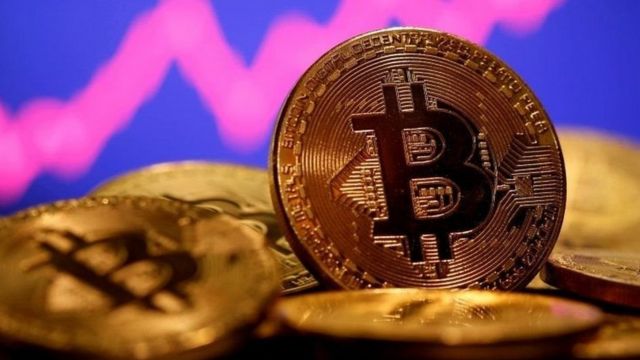 TL deki sert değer kaybı  Bitcoin  aramalarında rekor getirdi