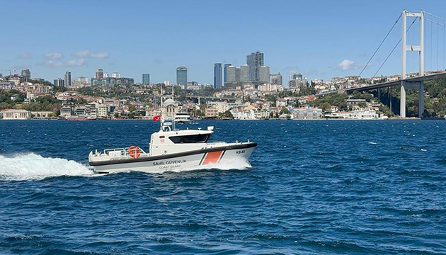 Boğaz daki yarışa katılan yüzücü kayboldu