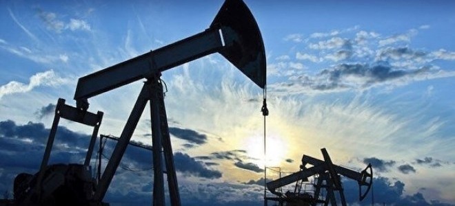 İran, İsrail i vurdu, petrol piyasası hareketlendi