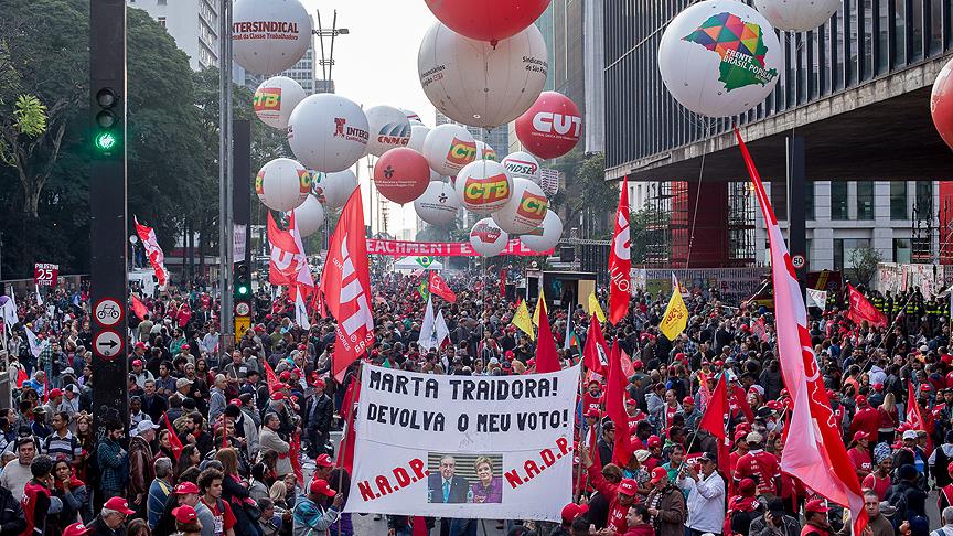 Brezilya da protesto!