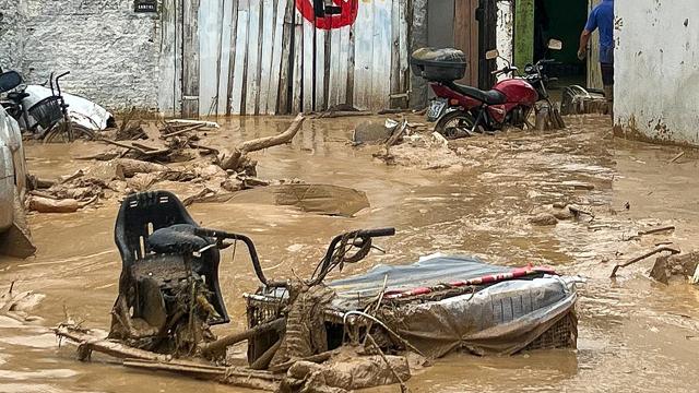 Brezilya da sel ve toprak kayması sonucu 40 kişi öldü