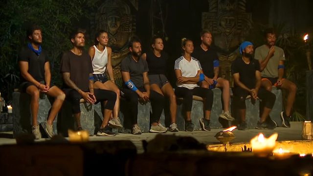 Survivor da adaya kim veda etti