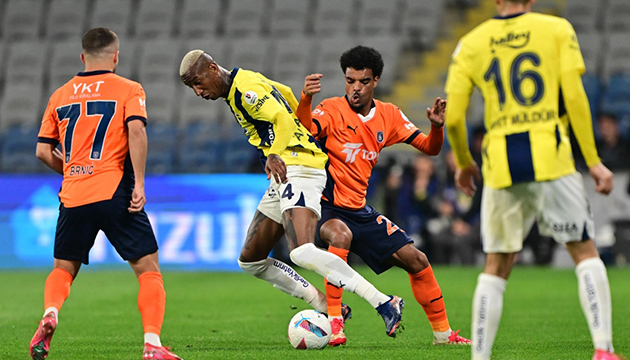 Fenerbahçe, Başakşehir karşısında