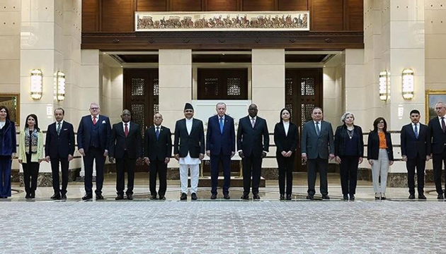 Erdoğan 7 büyükelçiyi kabul etti