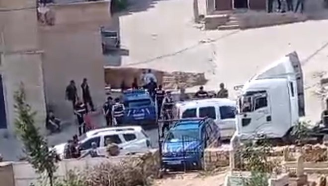 Ailelerin silahlı arazi kavgası: 1 ölü, 10 yaralı