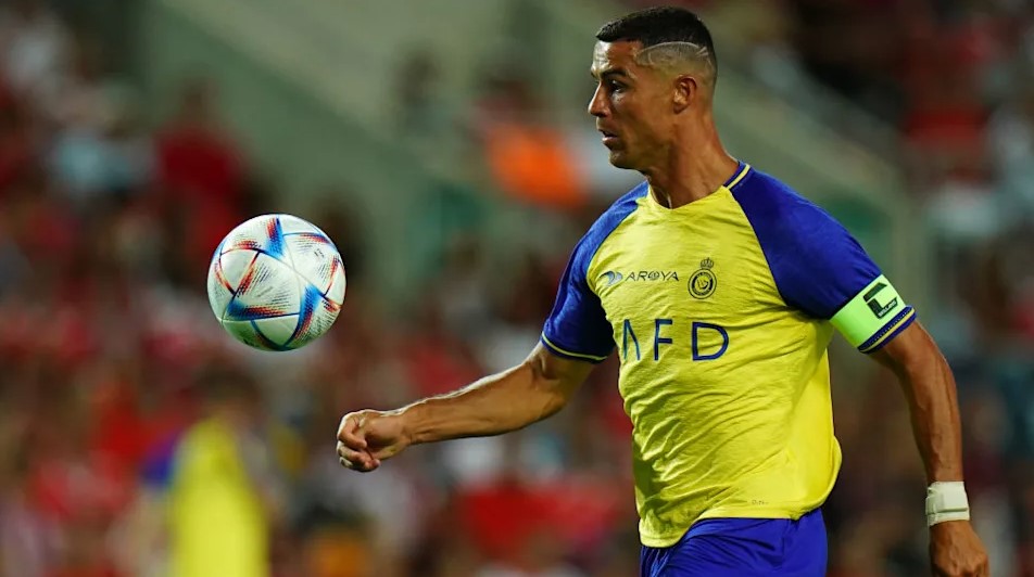 C.Ronaldo, Al Nassr ı finale taşıdı