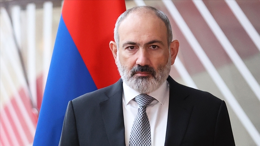 Paşinyan Azerbaycan dan geçti
