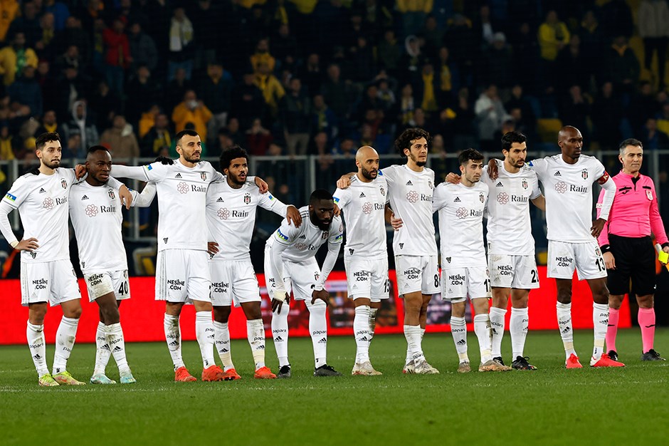 Beşiktaş Kayseri deplasmanında: İlk 11 ler belli oldu