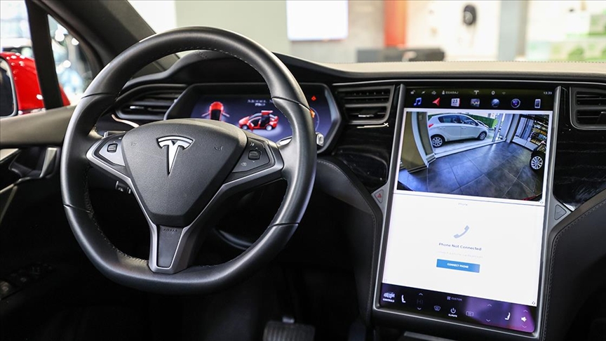 Tesla dan zam kararı