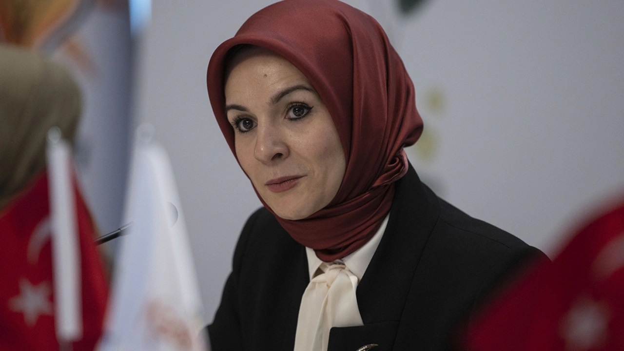 Bakan Göktaş tan doğum izni açıklaması
