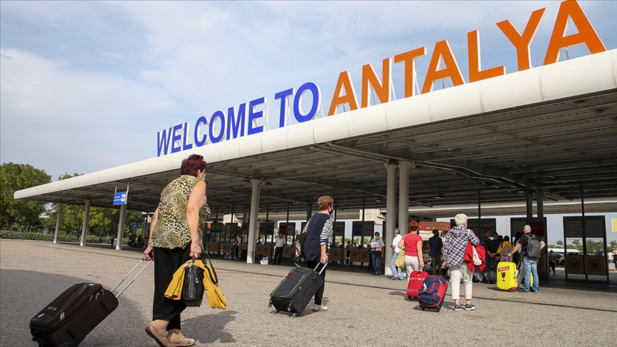 Bakan açıkladı: Antalya da rekor kırıldı