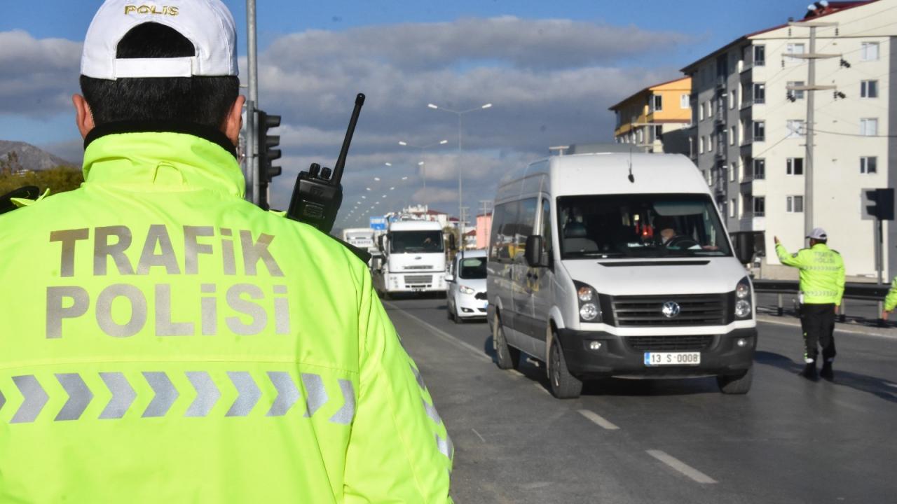 Binlerce sürücüye ceza yağdı