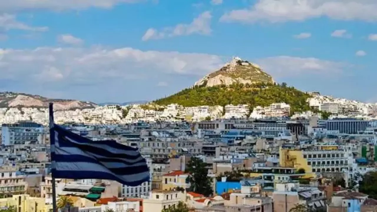 Yunanistan da altın vize fiyatı dudak uçuklattı