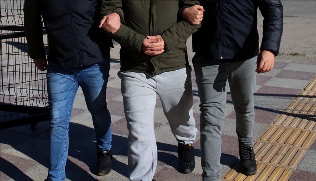 FETÖ'ye operasyon: Çok sayıda gözaltı