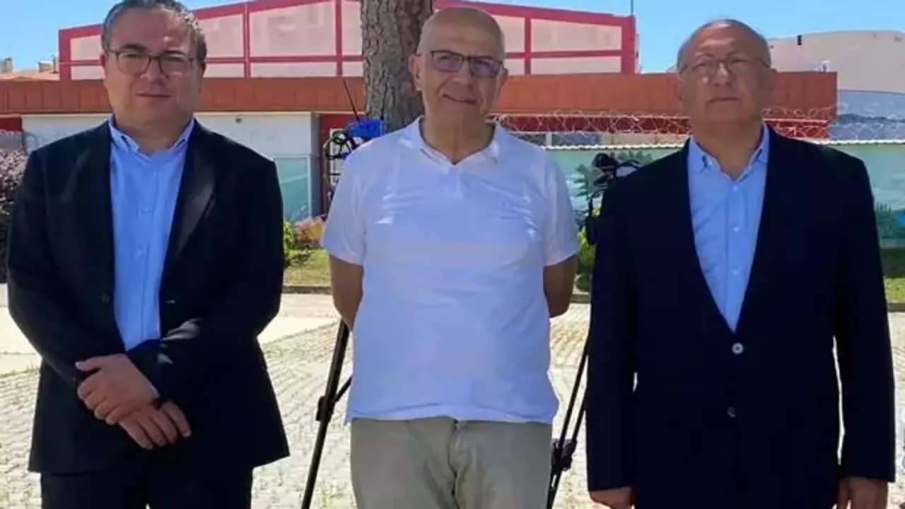 CHP den Merdan Yanardağ a ziyaret