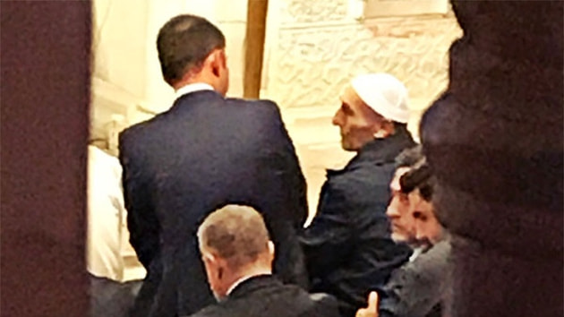  Burası Allah ın evi  dedi Bakan a yer vermedi