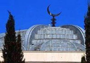 Kiliseler Bağımsız Ama...