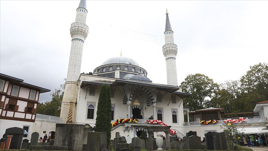 Almanya da  bombalı saldırı tehdidi