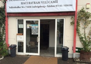 Almanya da camiye saldırdılar!