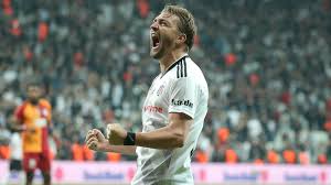 Beşiktaş tan Caner Erkin e yeni teklif!