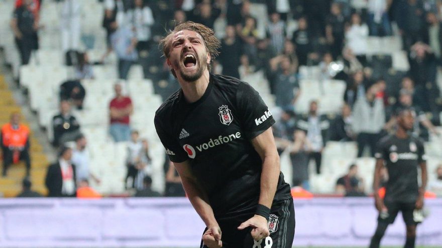 Caner den Abdullah Avcı ya tepki