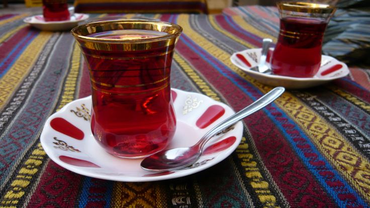 Çay tiryakileri kanser riskiyle karşı karşıya