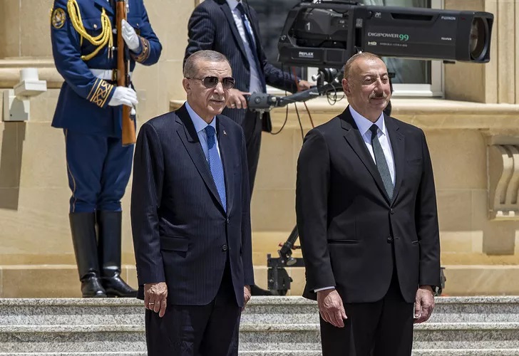 Erdoğan Azerbaycan dan ayrıldı