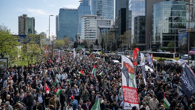 İsrail in Gazze saldırıları İstanbul da protesto edildi