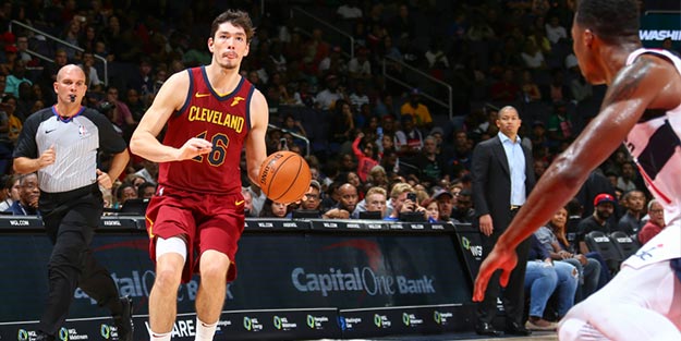 Cedi Osman a yeni hoca geliyor