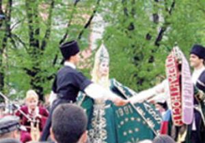 ÇERKEZLER AYRILIYOR