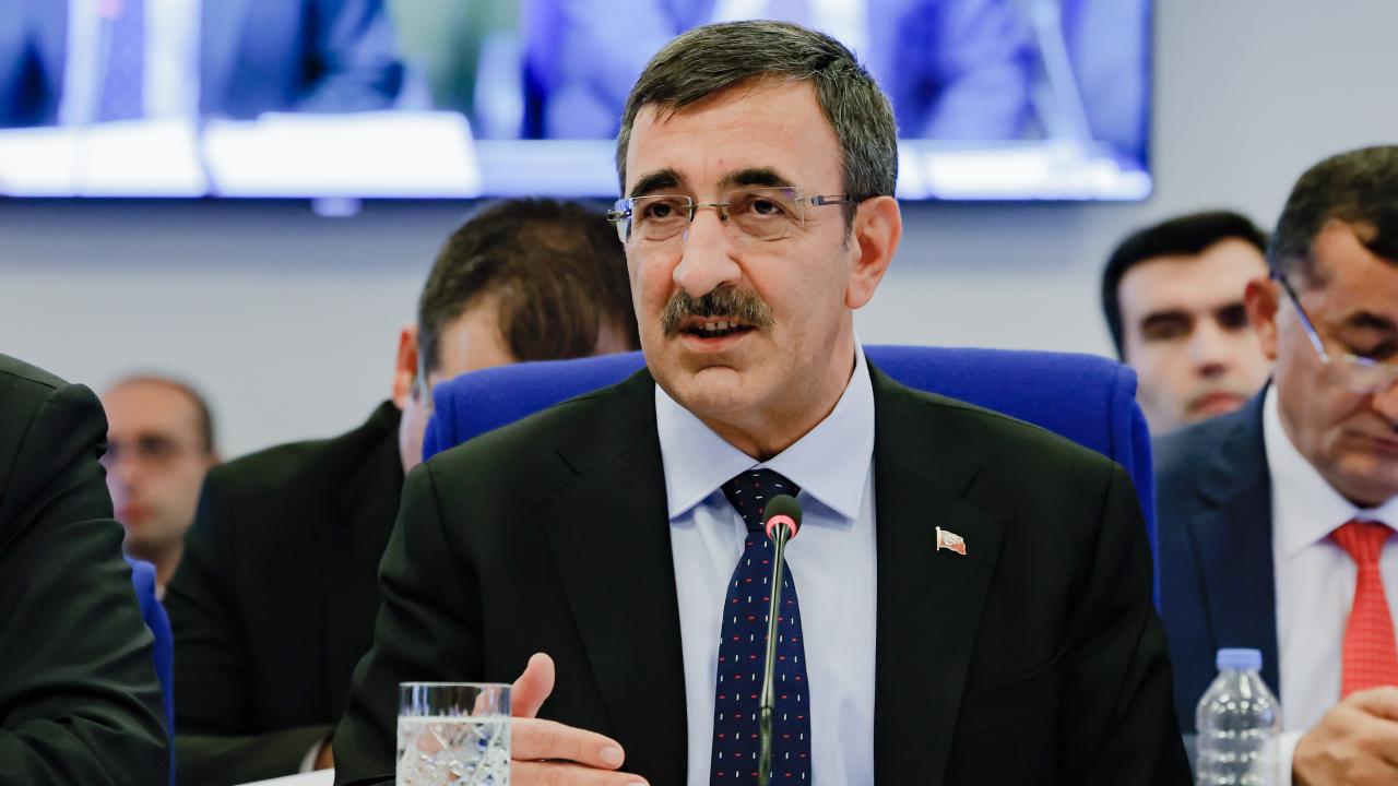 Cumhurbaşkanı Yardımcısı Yılmaz, yarın Romanya ya gidecek
