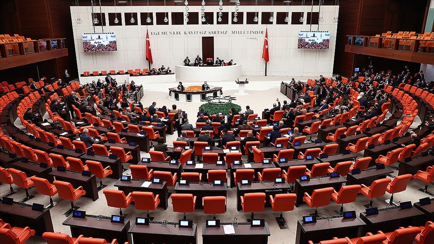 2023 bütçe kanun teklifi komisyonda!