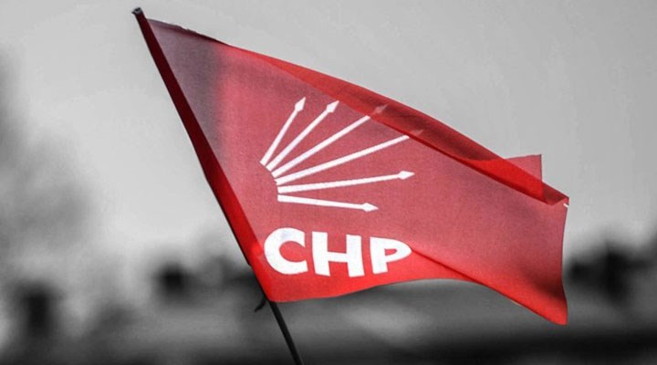 CHP de istifa depremi!