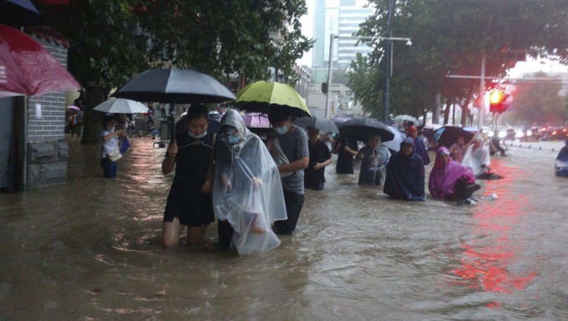 Çin de sel felaketinin bilançosu artıyor: En az 90 ölü