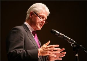 Blair e Göre Clinton  Çok Aptal 