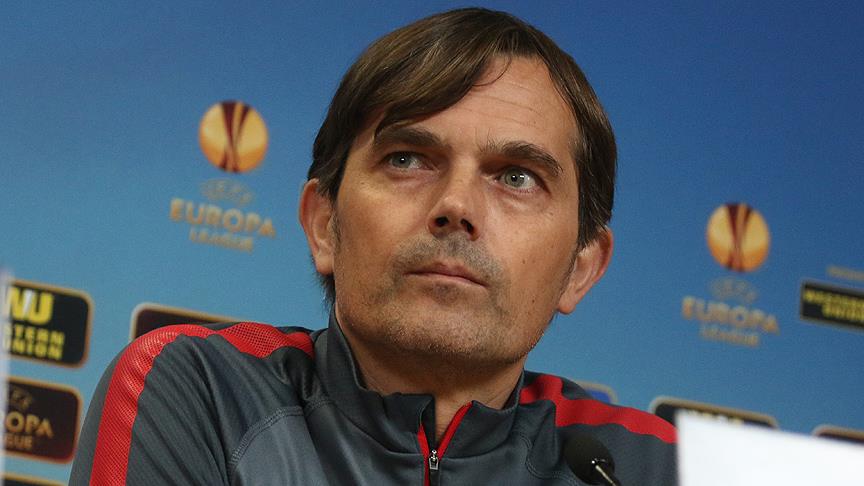 Cocu yarın imzalıyor