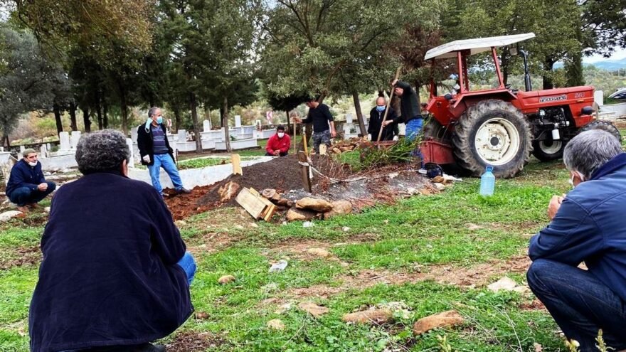 Aynı ilçede 2 günde 13 kişi koronadan öldü!