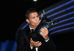 Ünlü futbolcunun menajeri bonservis bedelini açıkladı!