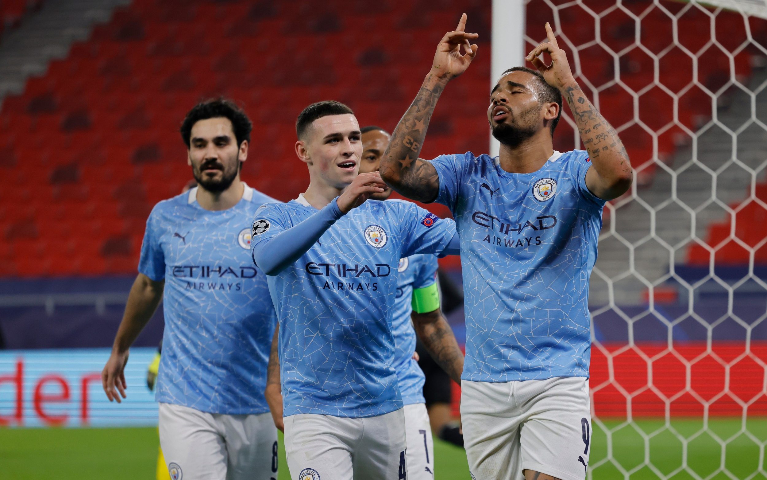 Manchester City rekora doymuyor