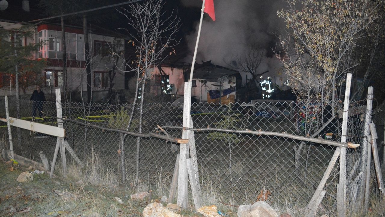 Çubuk ta korkutan yangın