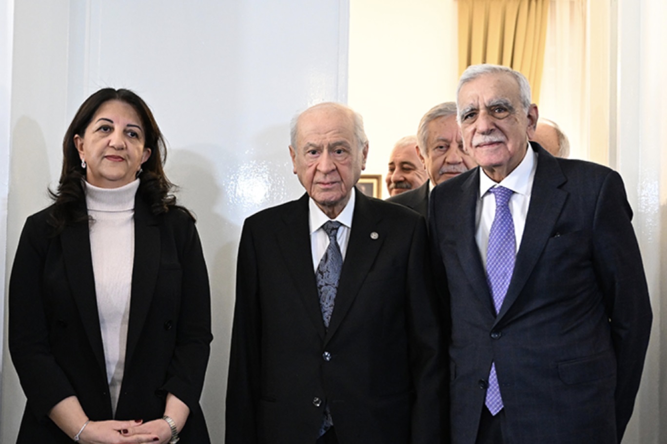DEM Parti den Bahçeli ye ziyaret