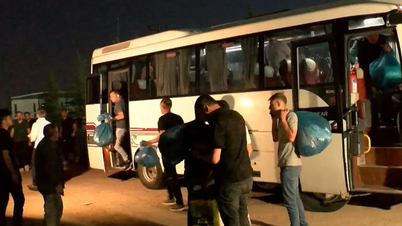 Sincan Cezaevi nde tahliyeler başladı