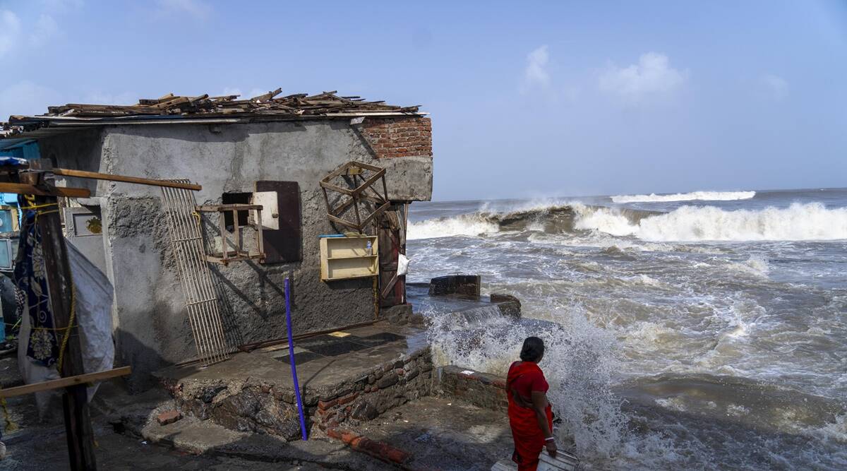 Pakistan’da Biparjoy Kasırgası nedeniyle 25 bin kişi tahliye edildi