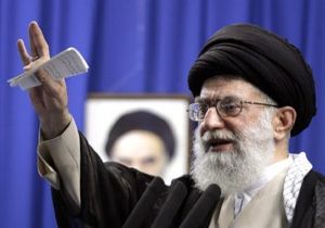 Hamaney’den Ahmedinejad’a Mektup
