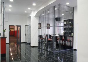 Hapse Girmek İçin Üstüne Para Veriyorlar!