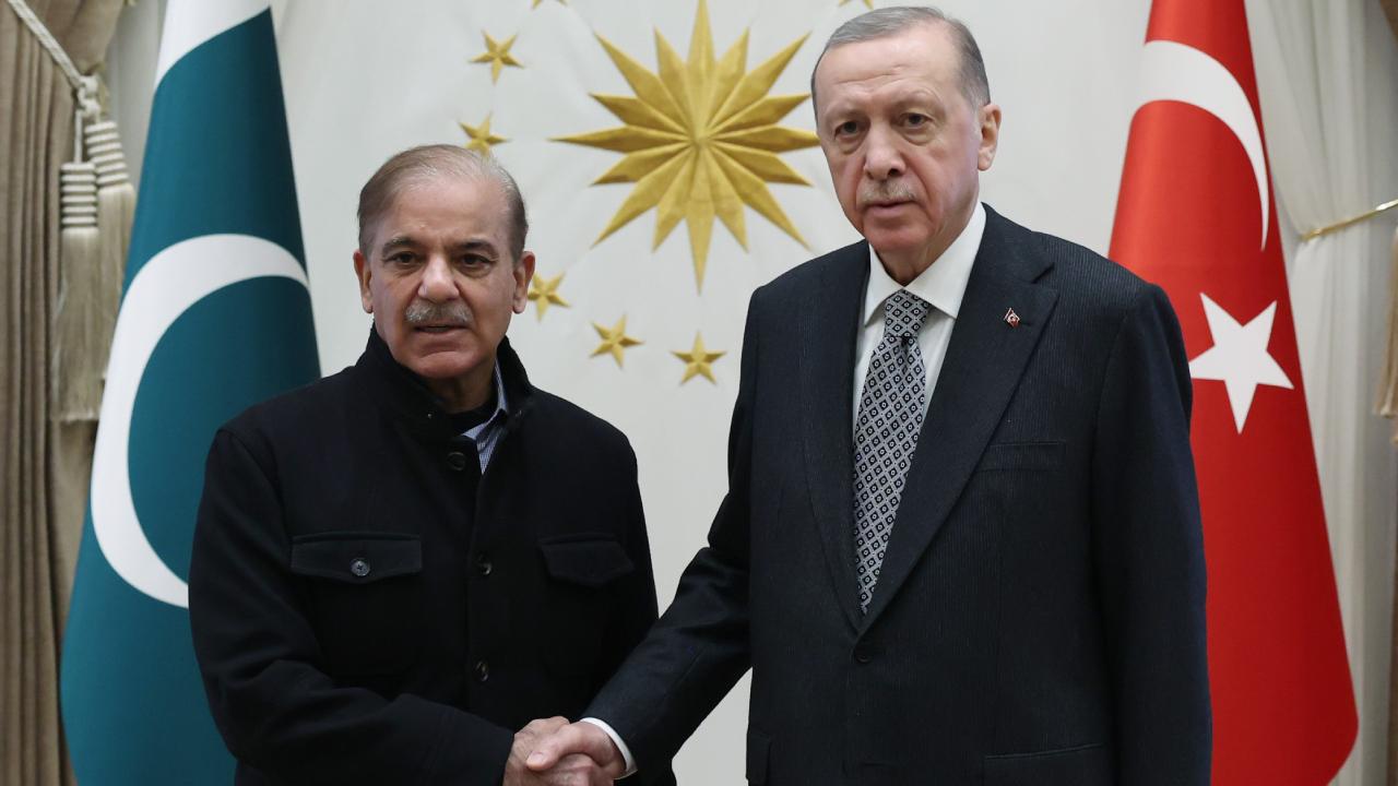 Erdoğan dan kritik görüşme